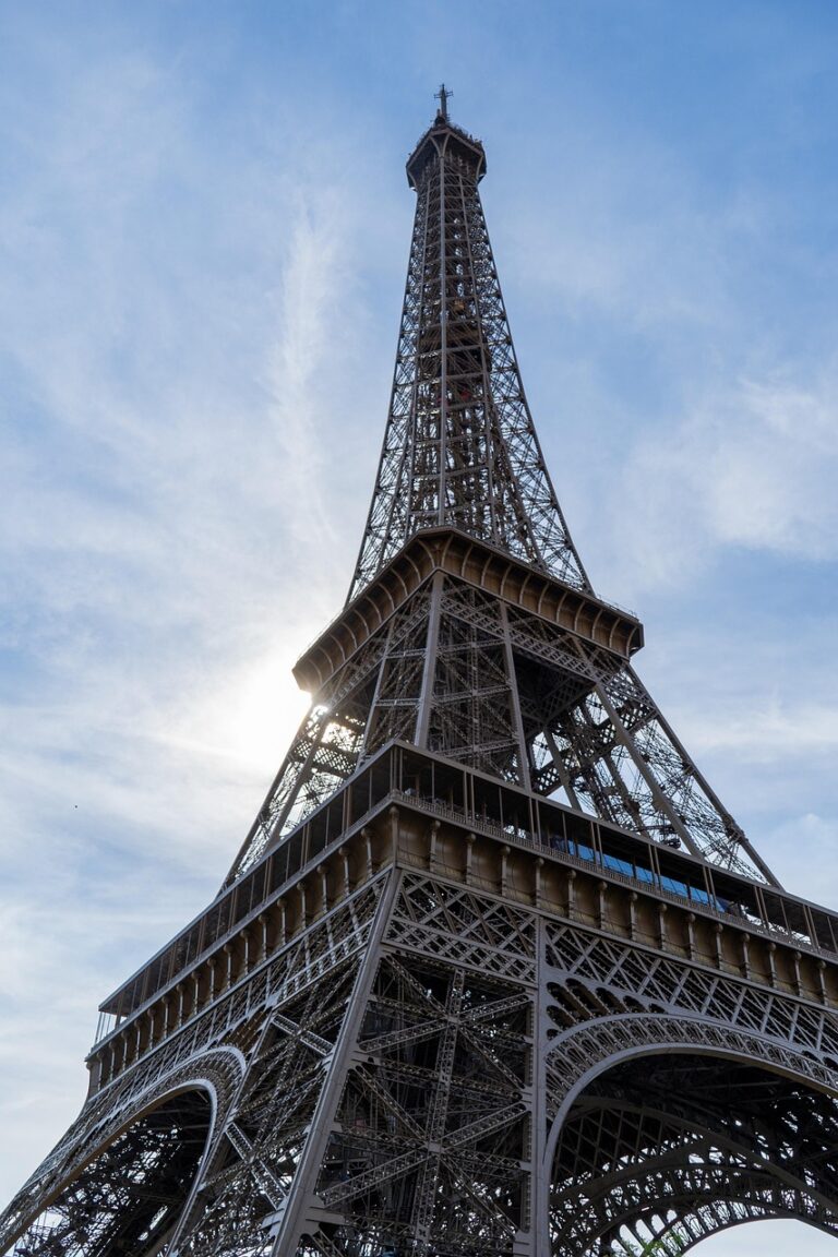 eiffel-tower-9235220_1280