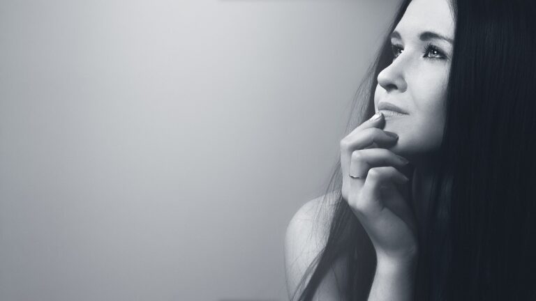 portrait-1344645_1280
